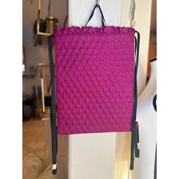 Fabletics raspberry quilted cinch Drawstring Backpack Bag - Picture 5 of 5